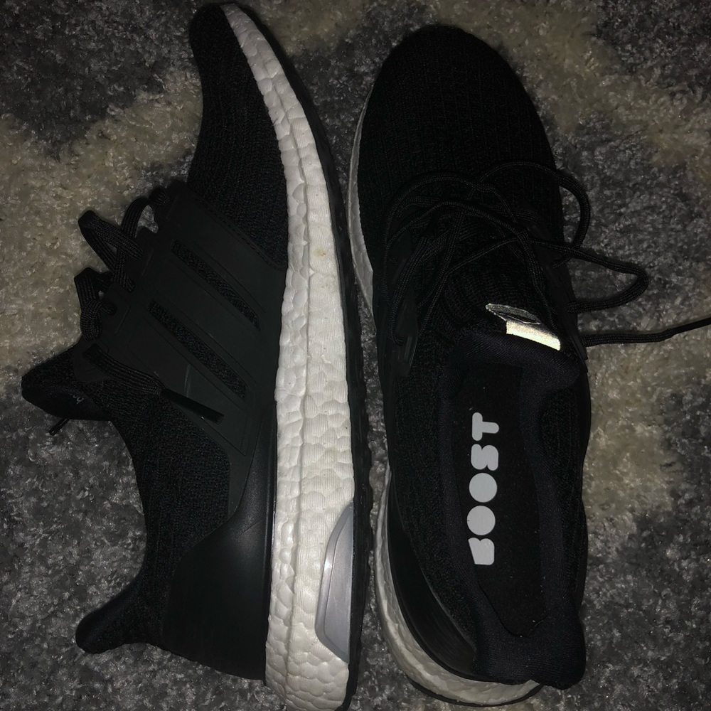 Ultraboost 4.0 black